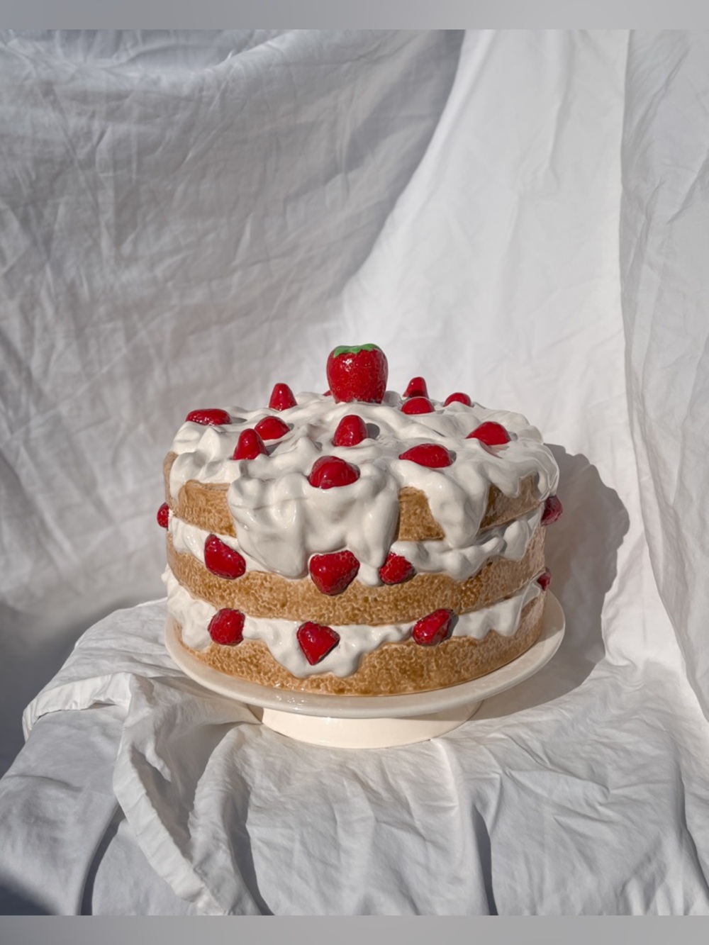 Vintage Ceramic Strawberry Shortcake  Centerpiece/Cake Stand